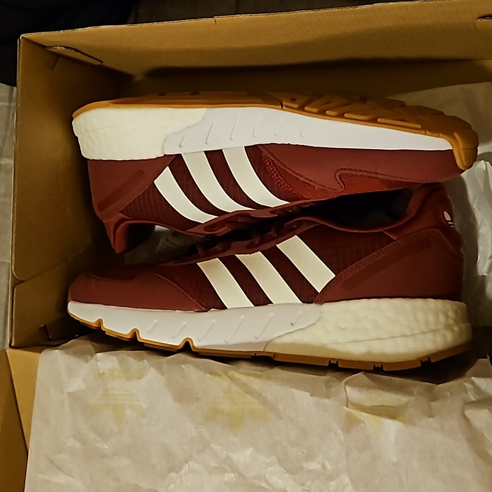 MAROON Adidas ZX 1K BOOST (E)